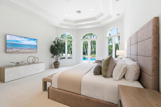 17165 Ave Le Rivage, Boca Raton, FL 33496