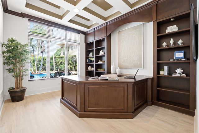 17165 Ave Le Rivage, Boca Raton, FL 33496