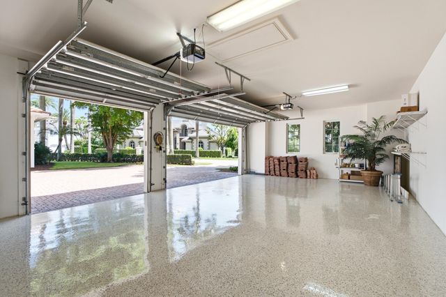 17165 Ave Le Rivage, Boca Raton, FL 33496