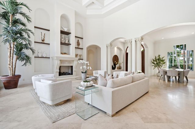 17165 Ave Le Rivage, Boca Raton, FL 33496