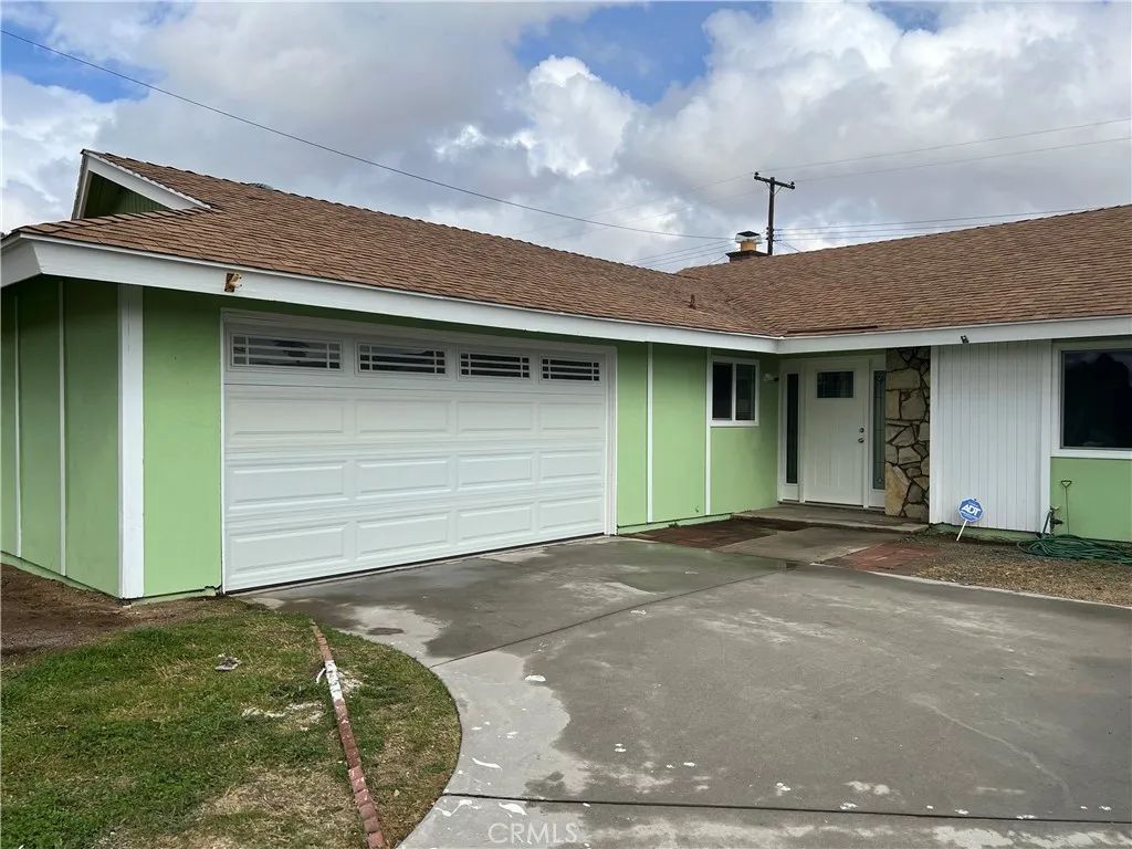 7079 Church, Highland, CA 92346