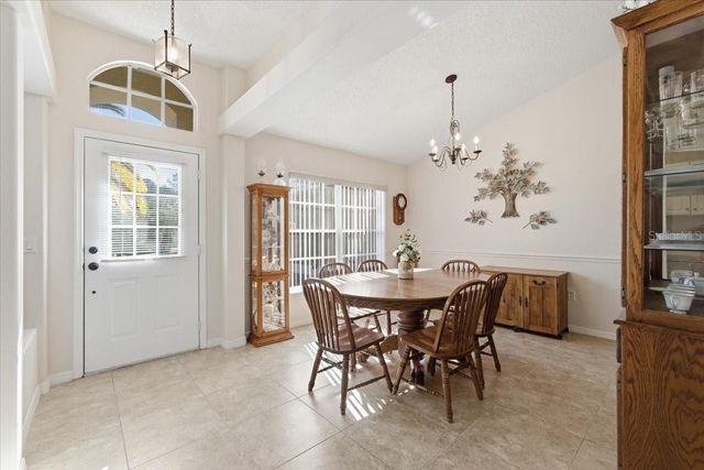 109 BARRINGTON DRIVE, Palm Coast, FL 32137