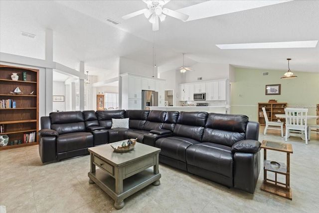 109 BARRINGTON DRIVE, Palm Coast, FL 32137