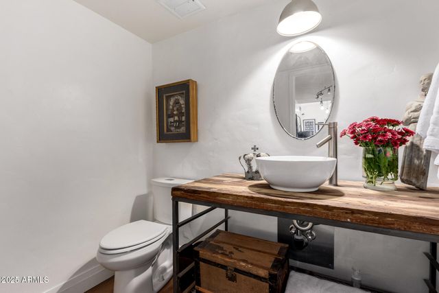 1118 E ENCINAS Avenue, Gilbert, AZ 85234