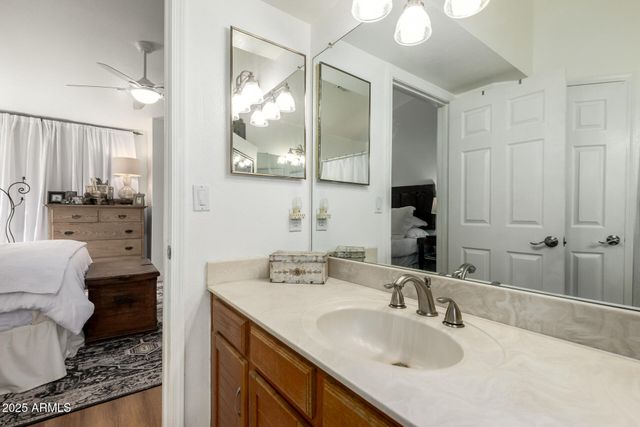 1118 E ENCINAS Avenue, Gilbert, AZ 85234