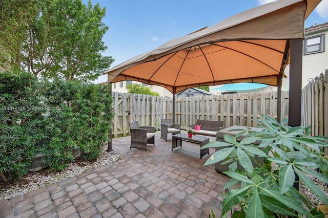 11527 SW 248th Ln, Homestead, FL 33032