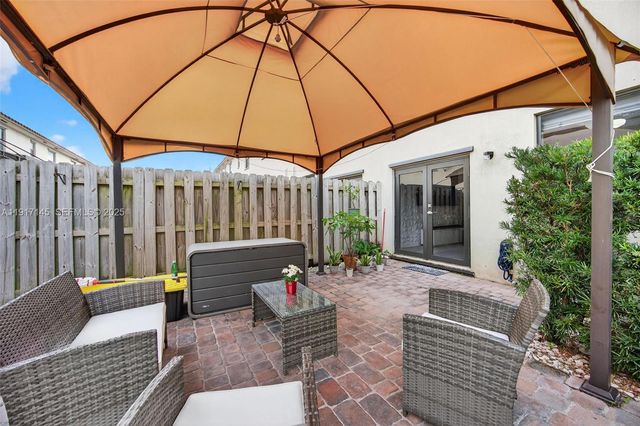 11527 SW 248th Ln, Homestead, FL 33032