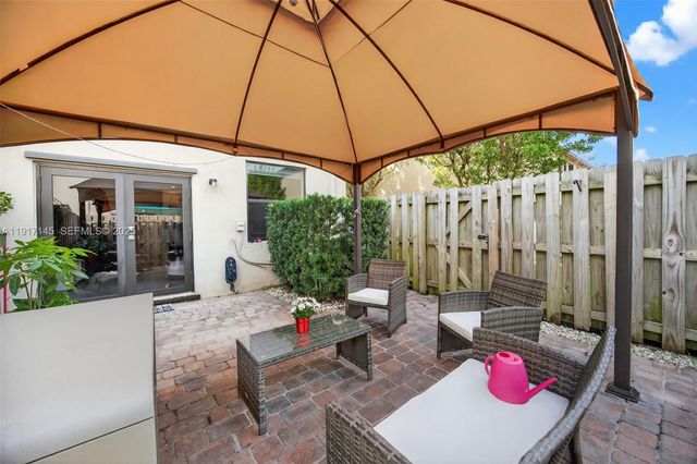 11527 SW 248th Ln, Homestead, FL 33032