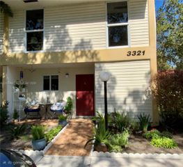 3321 Farragut Street 7H, Hollywood, FL 33021