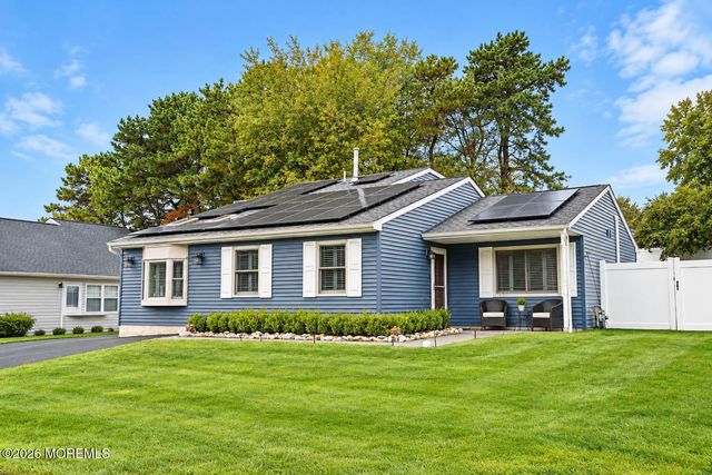 97 Garrison Drive, Tinton Falls, NJ 07753