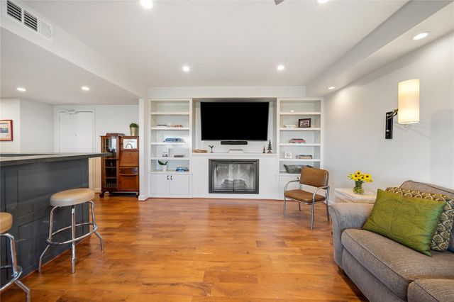 2001 Holcombe Boulevard 2502, Houston, TX 77030