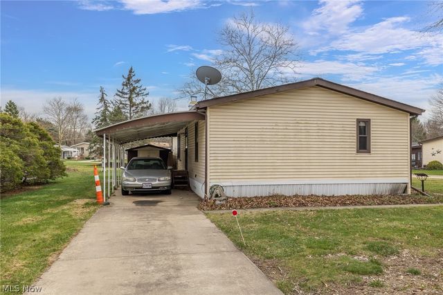 46 Sycamore, Olmsted Twp, OH 44138