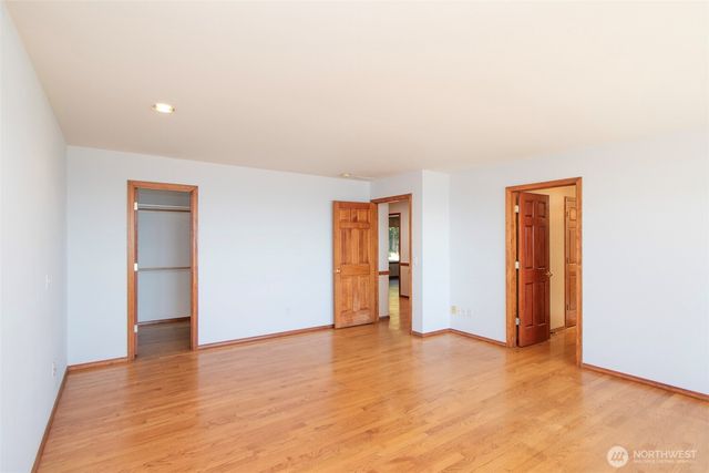 99 S Point Road, Port Angeles, WA 98363