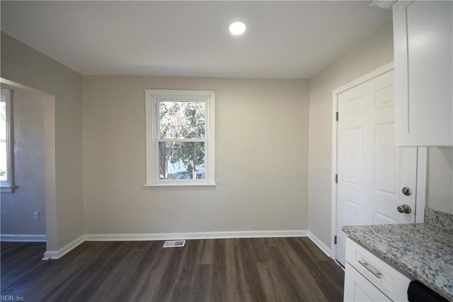 18 E Gilbert ST, Hampton, VA 23669