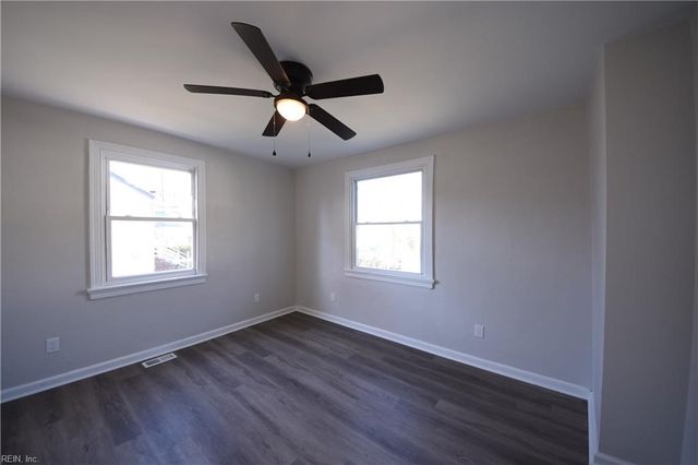 18 E Gilbert ST, Hampton, VA 23669