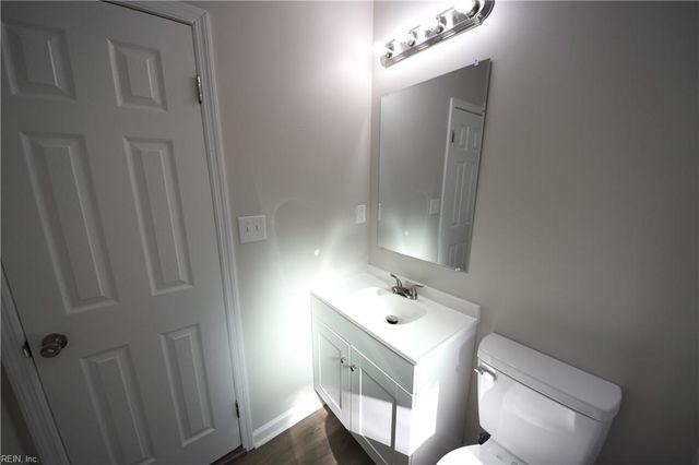 18 E Gilbert ST, Hampton, VA 23669