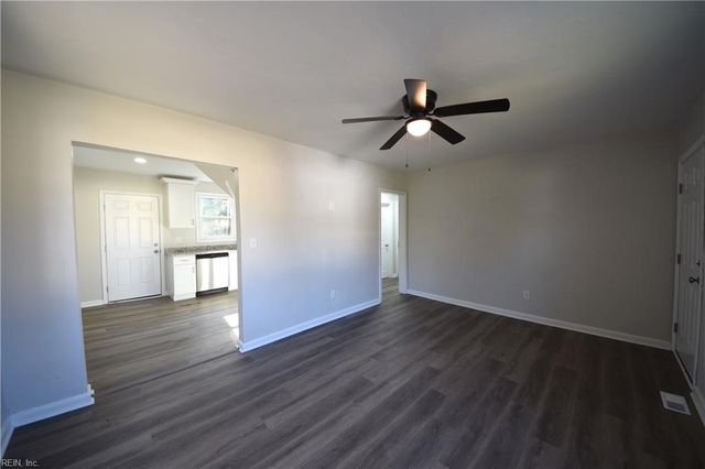 18 E Gilbert ST, Hampton, VA 23669