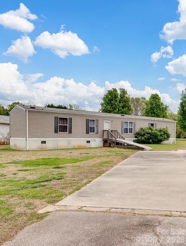 208 Daves Road, York, SC 29745