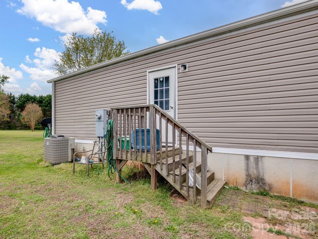 208 Daves Road, York, SC 29745
