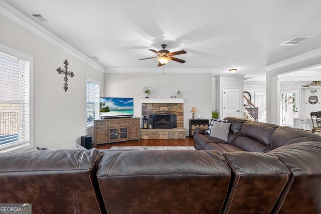 678 Brakeman Circle, Jefferson, GA 30549