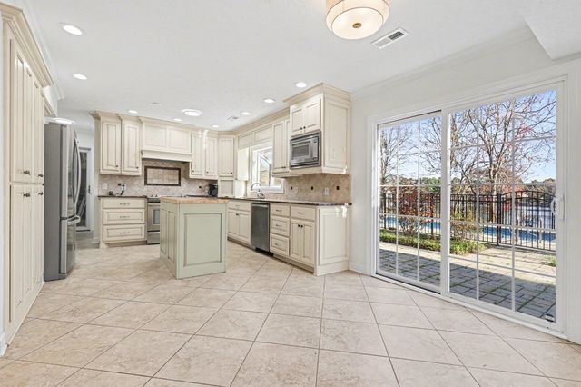 1930 Kate Ln., Myrtle Beach, SC 29575