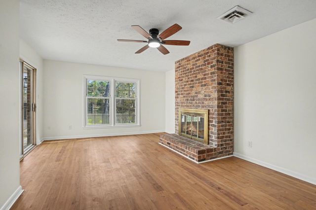 1930 Kate Ln., Myrtle Beach, SC 29575