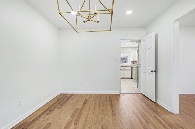 1930 Kate Ln., Myrtle Beach, SC 29575