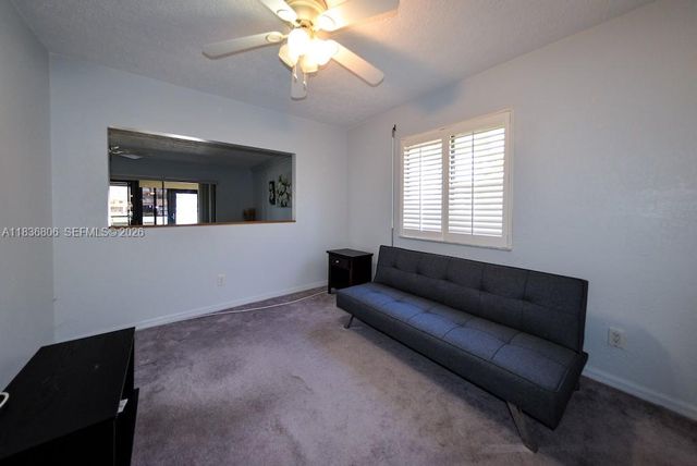 3708 SE 12th Ave 104, Cape Coral, FL 33904