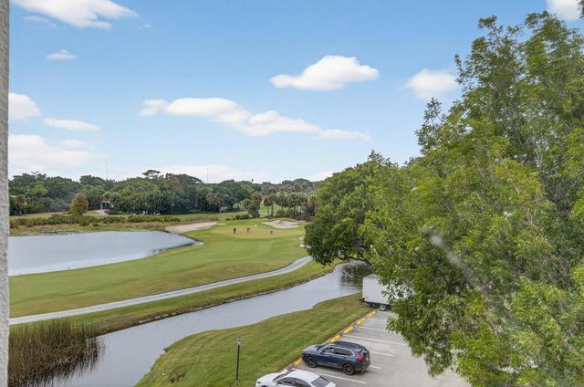 1554 Bridgewood Drive, Boca Raton, FL 33434