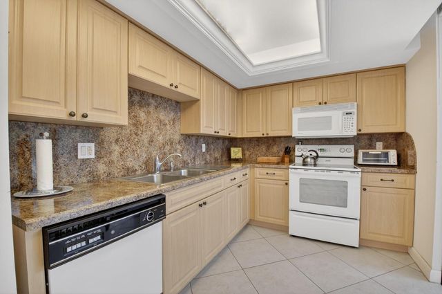 1554 Bridgewood Drive, Boca Raton, FL 33434