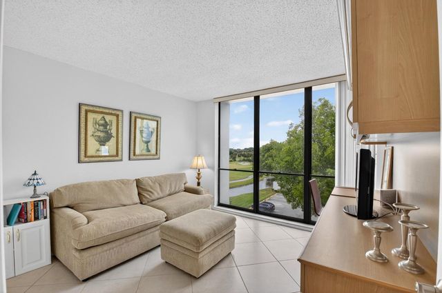 1554 Bridgewood Drive, Boca Raton, FL 33434