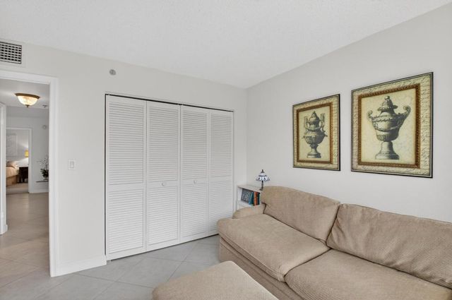 1554 Bridgewood Drive, Boca Raton, FL 33434