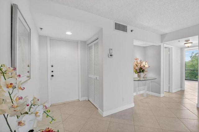 1554 Bridgewood Drive, Boca Raton, FL 33434