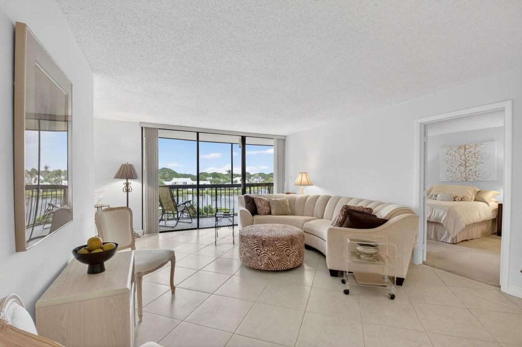 1554 Bridgewood Drive, Boca Raton, FL 33434