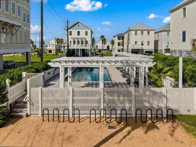 726 Positano Road, Galveston, TX 77550