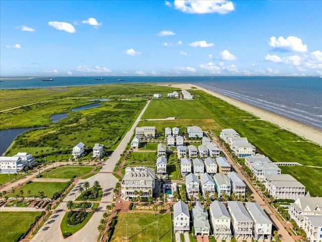 726 Positano Road, Galveston, TX 77550