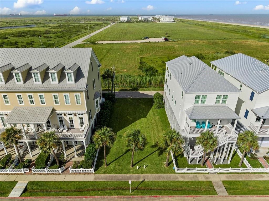 726 Positano Road, Galveston, TX 77550