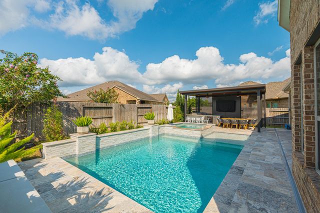 25403 Angelwood Springs Lane, Tomball, TX 77375