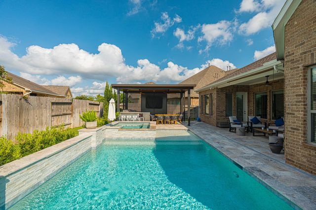 25403 Angelwood Springs Lane, Tomball, TX 77375