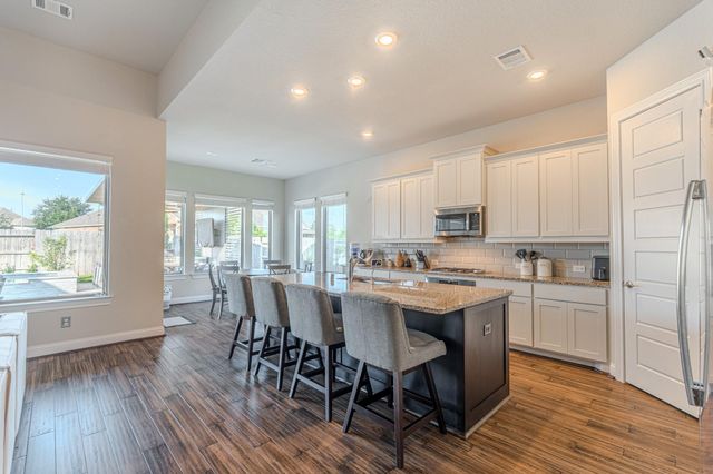 25403 Angelwood Springs Lane, Tomball, TX 77375