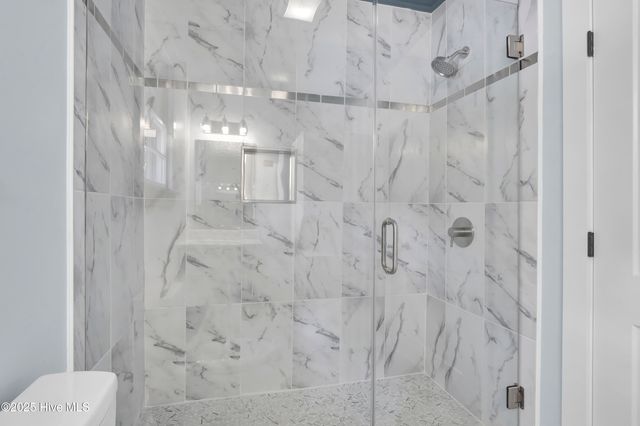 1121 S 6th Street, Wilmington, NC 28401