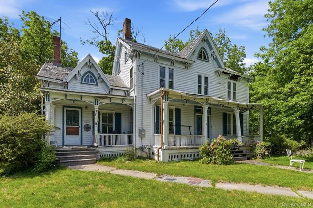 215 Main Street, Cold Spring Harbor, NY 11724