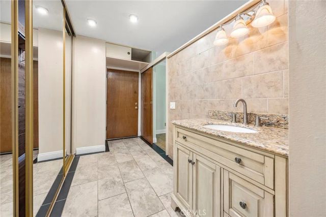 12618 OXFORD Drive, La Mirada, CA 90638