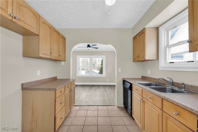 239 E 214th Street, Euclid, OH 44123