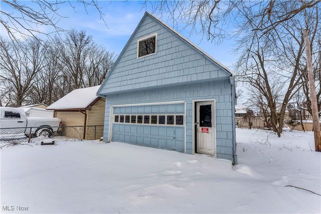 239 E 214th Street, Euclid, OH 44123