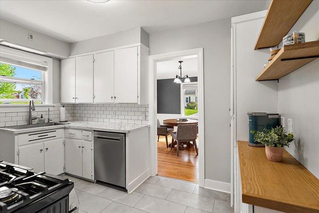 1331 Hillcrest Avenue Nw, City Of Grand Rapids, MI 49504