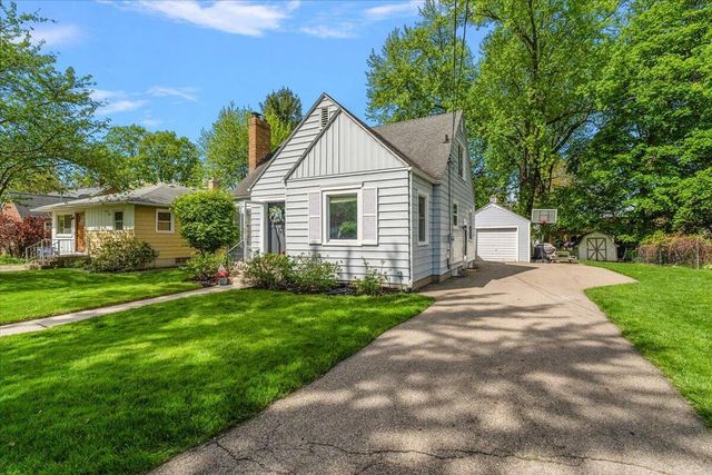 1331 Hillcrest Avenue Nw, City Of Grand Rapids, MI 49504