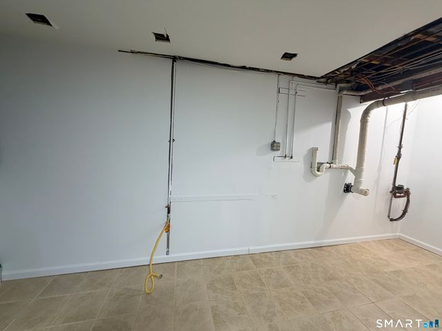 36 Westfield Street, West Haven, CT 06516