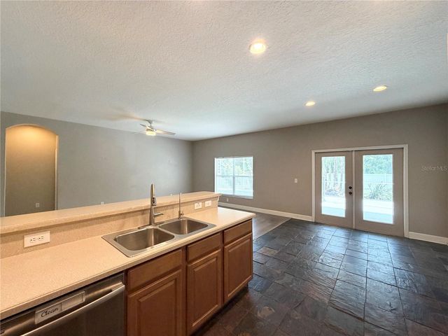 804 COADE STONE DRIVE, Seffner, FL 33584