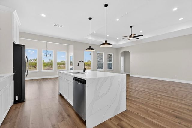 950 Genesis Road, Rice, TX 75155